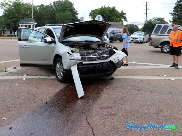 Two Vehicle MVA on Veterans Memorial Drive