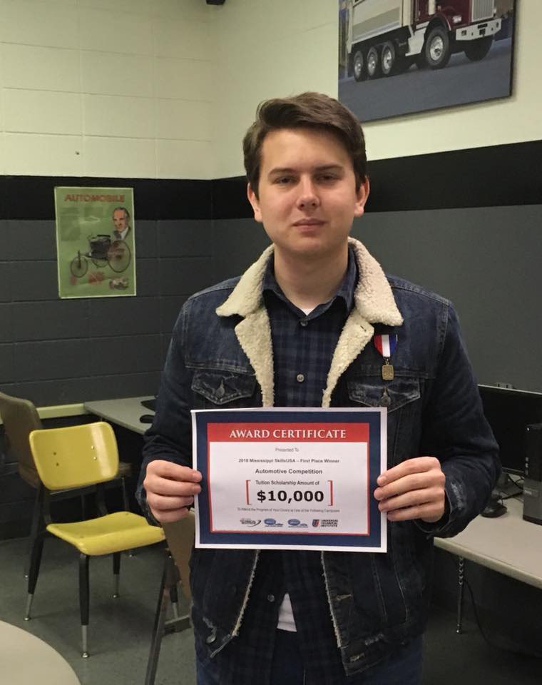 Local student wins $10,000 scholarship