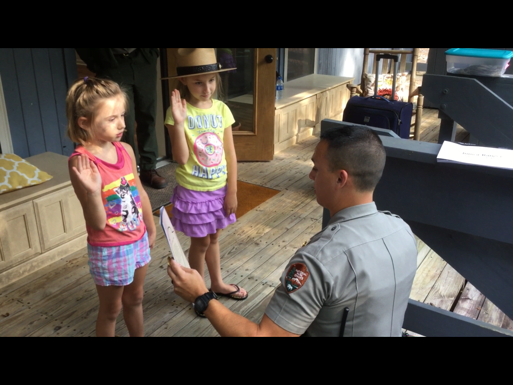 Park Ranger swears in new Junior Rangers at Kosciusko Visitor's Center