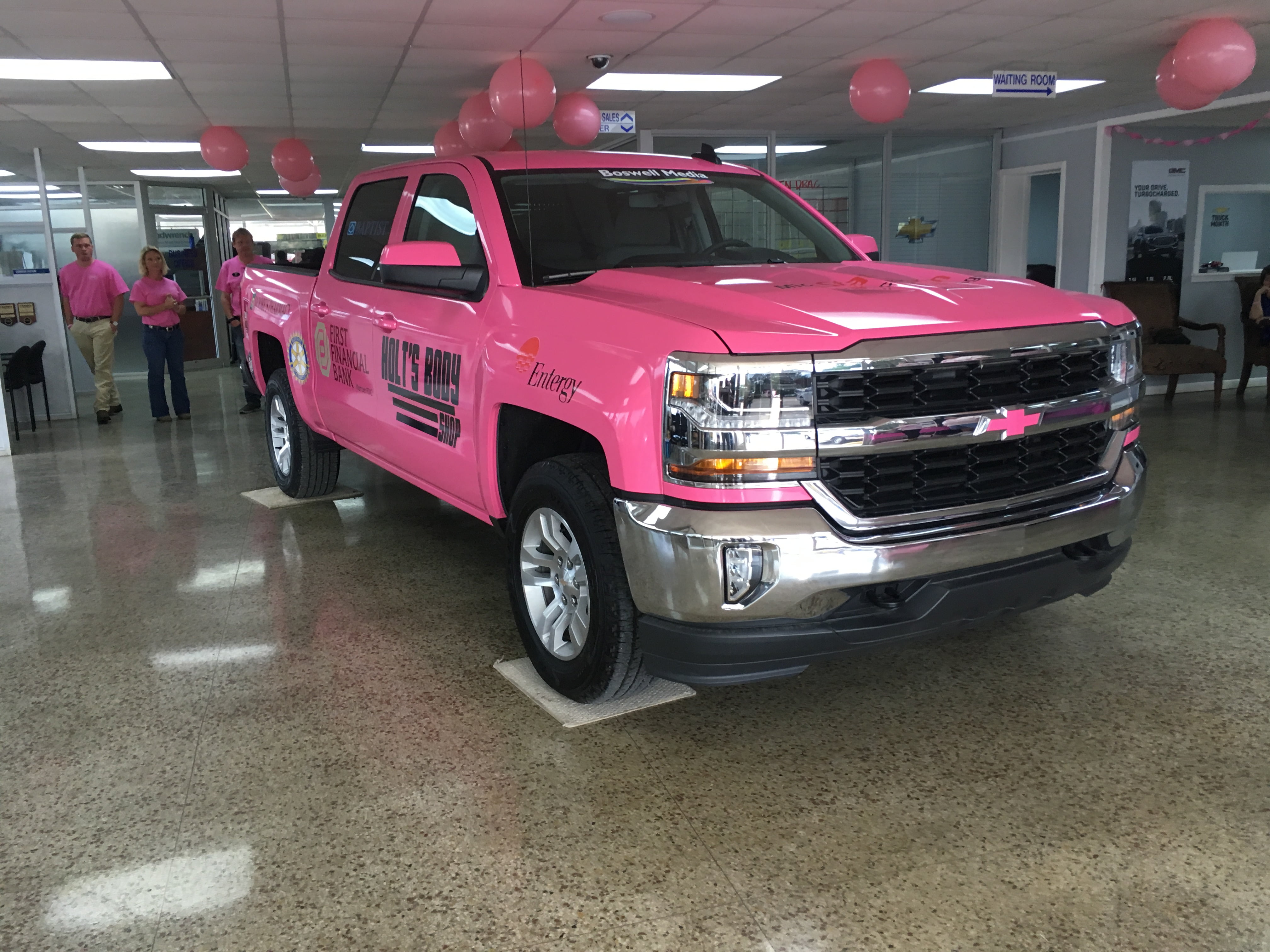 Cruisin for a Cure Kicks off at Franks Chevrolet in Kosciusko (video)
