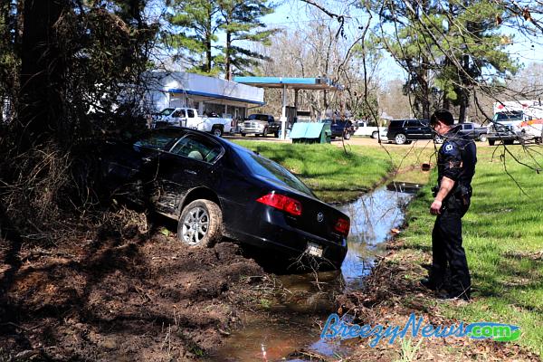 One Transported to Hospital After South Natchez Crash