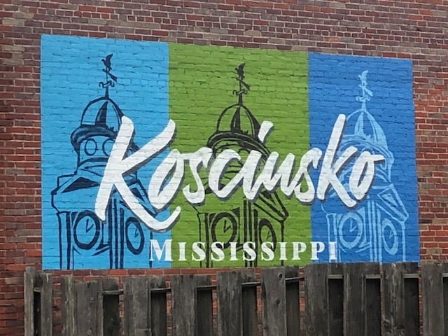 Photo: New mural goes up in downtown Kosciusko