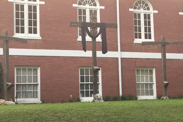 Video: Kosciusko First United Methodist Church announces “Come to the Cross” project for Easter