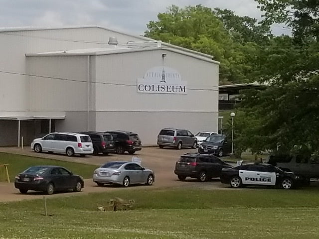 Photo: Cars line up at free COVID-19 testing site