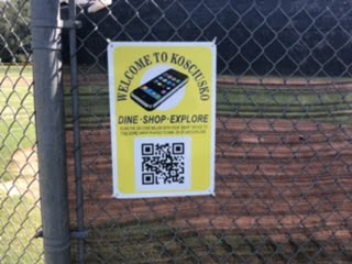Photos: new signage goes up at city parks