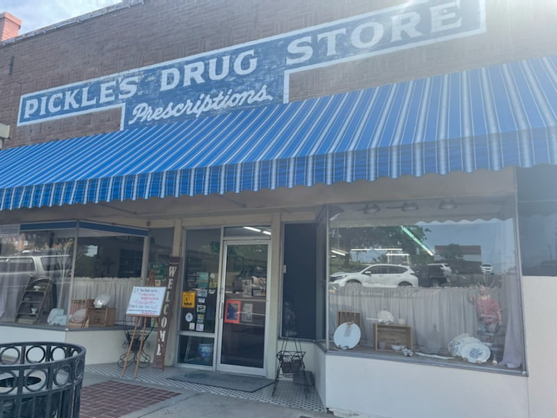 Break-in Pickles Drug Store
