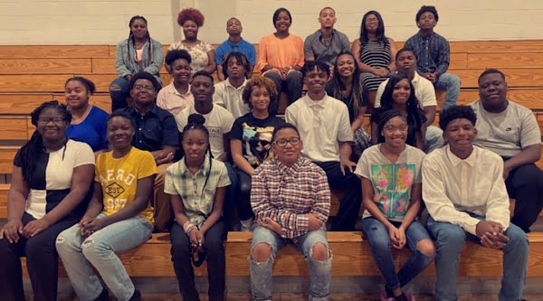 Photo: McAdams announces 2022 Homecoming Court