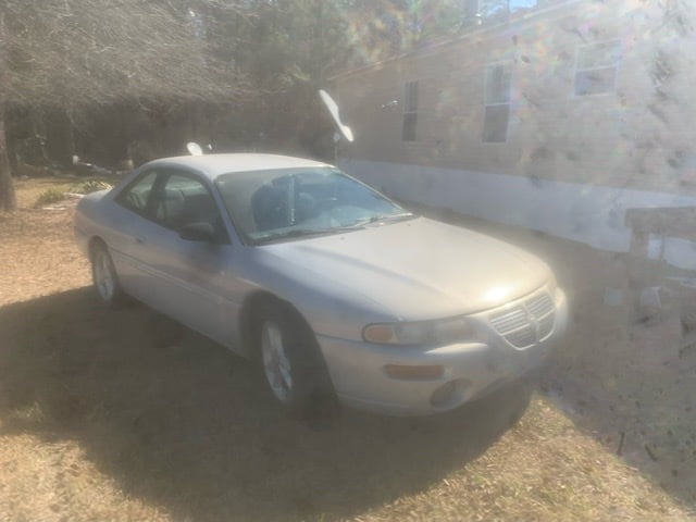 Local authorities recover stolen car