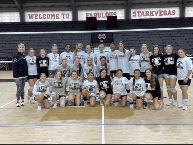 Photo: Ethel volleyball team attends MS State camp