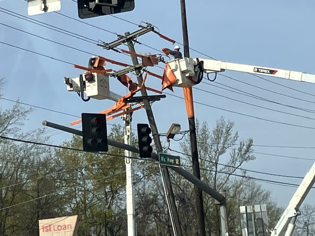 Photos: Lane closed on Hwy 12 as KWL replaces pole
