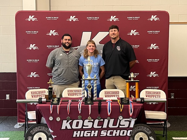 Photo: Whippet powerlifter signs with college