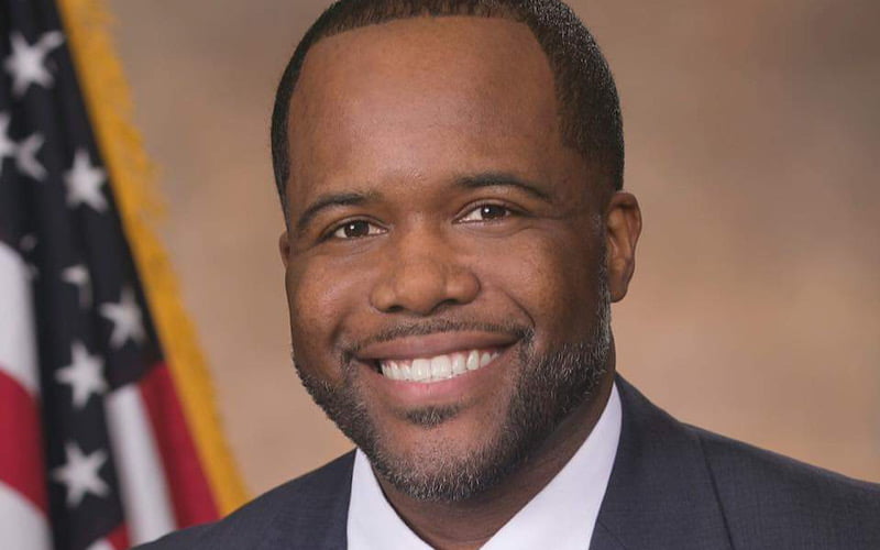 Audio: Director of Communications for Mississippi VA visits The BreckFast Show