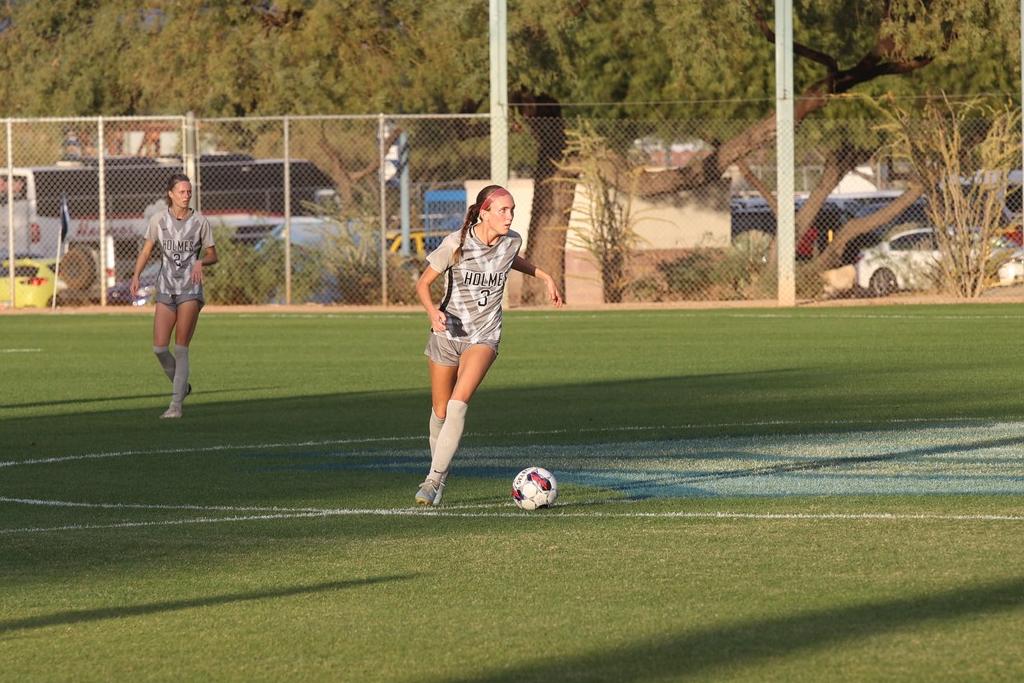 Holmes CC women’s soccer heads to NJCAA semifinals after knocking off St. Charles