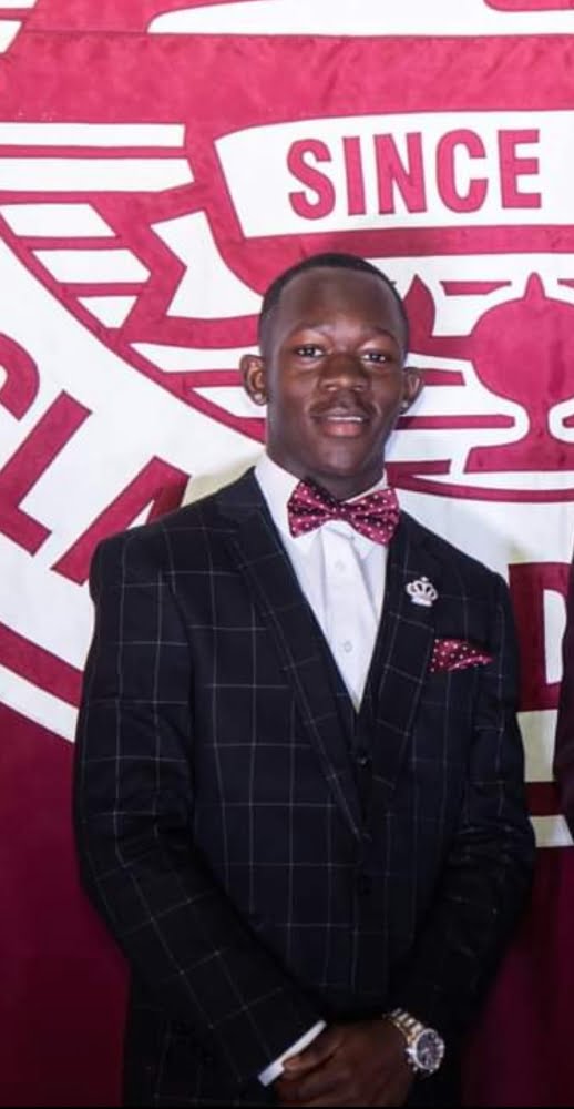 Coca-Cola 2024 Academic Team recognizes Kosciusko native, Vinterrious Hunt as Gold Scholar