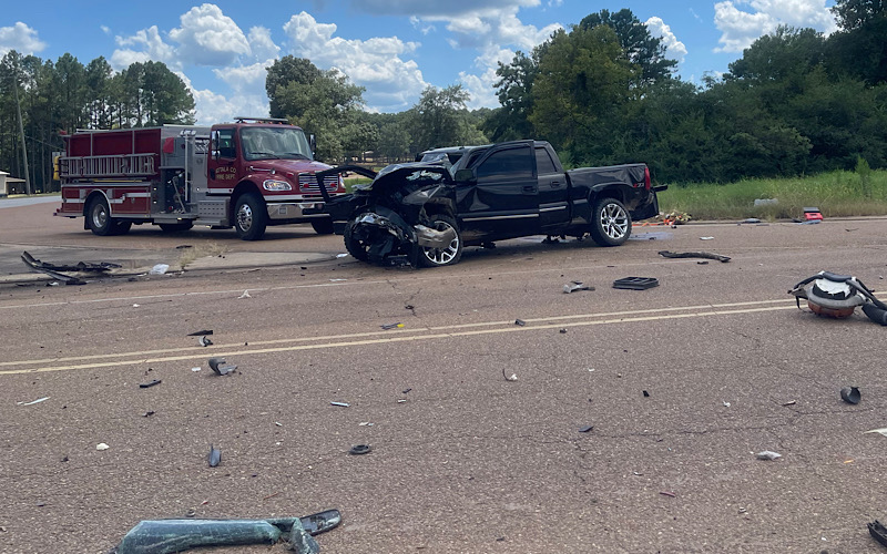 Crash Involving 18-Wheeler Shuts Down Roadway in Attala