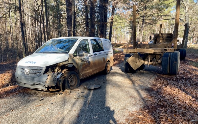 Log Truck vs. Postal Vehicle Crash in Attala County Thursday Afternoon
