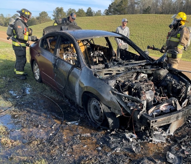 Attala County Fire Crews Battle Vehicle Fire on Highway