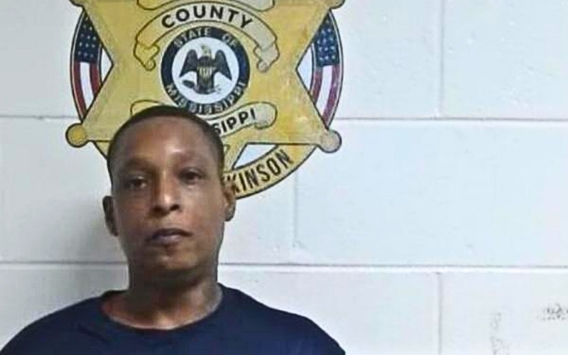 Stabbing Suspect Turns Herself In After Domestic Dispute
