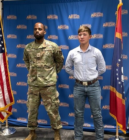 Photo: Local student signs with National Guard