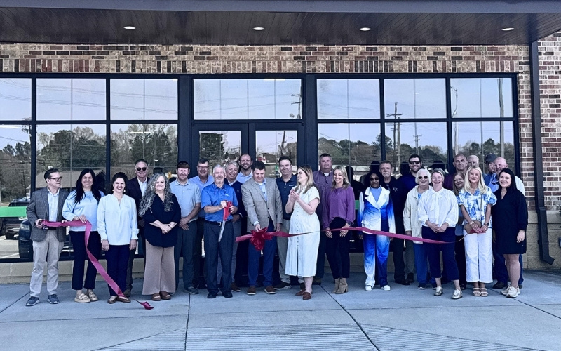 Bank of Commerce – ribbon cutting ceremony