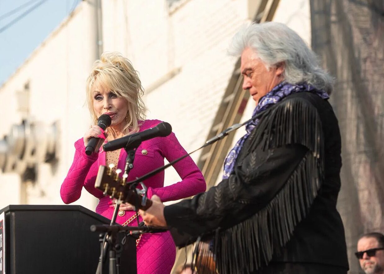COUNTRY MUSIC LOSES ITS QUEEN: DOLLY PARTON DIES AT 80